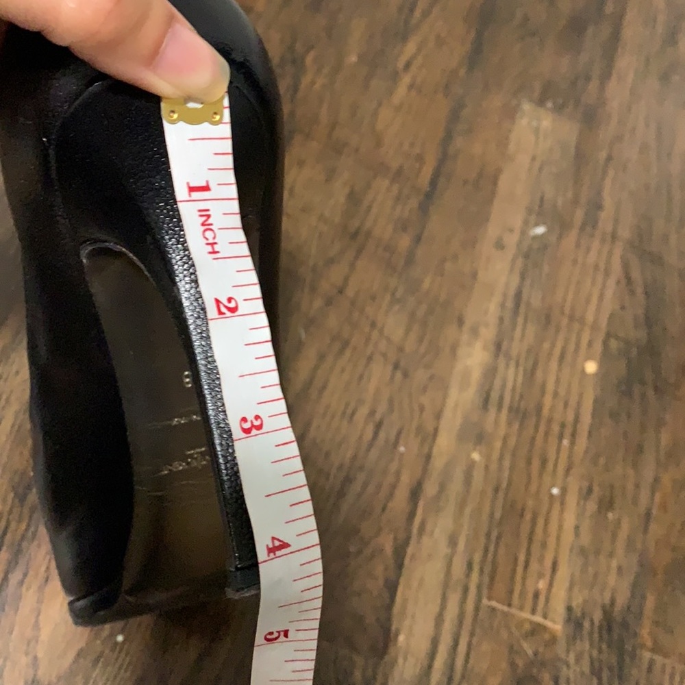 Authentic ysl heels - Picture 9 of 9
